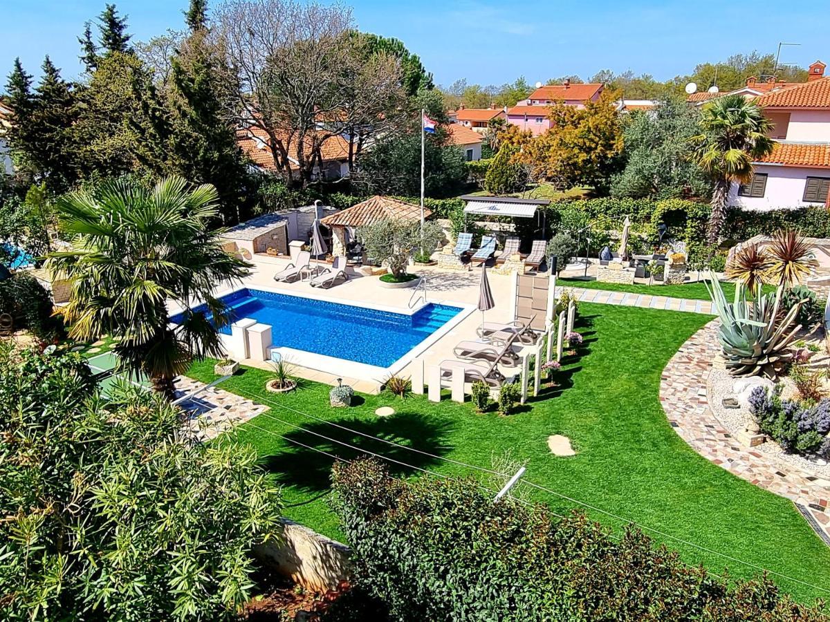 Apartment Villa Engel with Pool Poreč Buitenkant foto